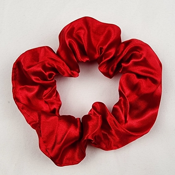 4 FOR $16 🔥Red Satin Scrunchie Hair Tie - Picture 4 of 5